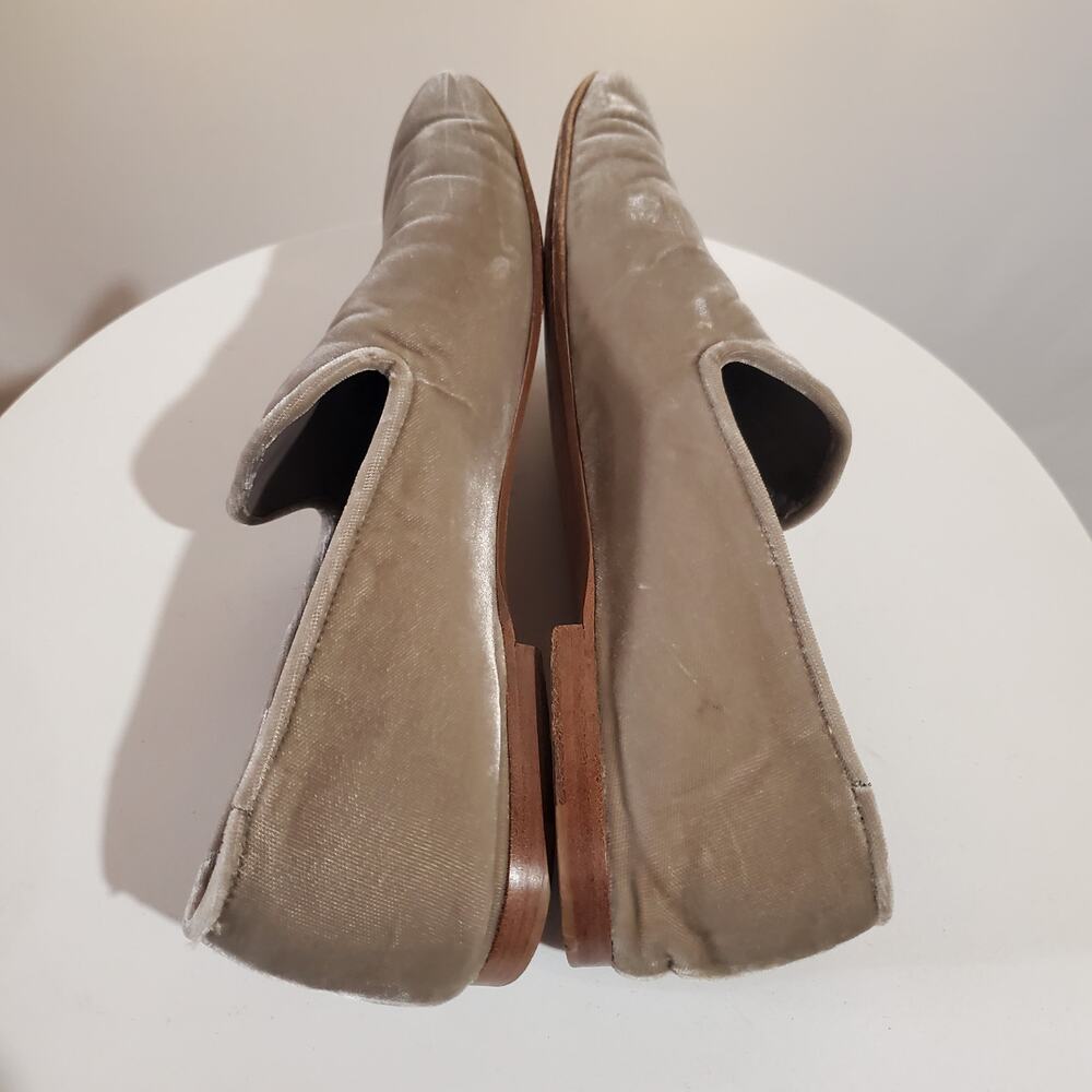 Vince Velvet Loafers Bray Venetian Italian Loafers Womens Size 8.5 Taupe Tan - Picture 7 of 9